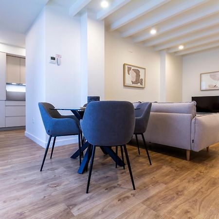 Apartamento Alohamundi Puerta Osario II Sevilla Exterior foto